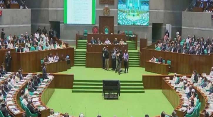 ৩৩ বছর পর সংসদে ফিরল ‘মুলতবি প্রস্তাব’: কী এই প্রক্রিয়া, কেন গুরুত্বপূর্ণ