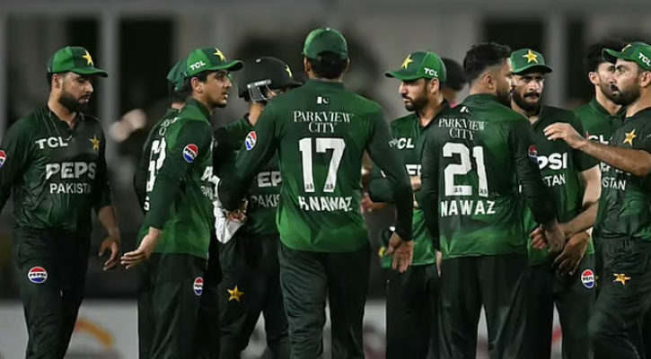 বাবর-রিজওয়ানকে ছাড়াই দল ঘোষণা পাকিস্তানের