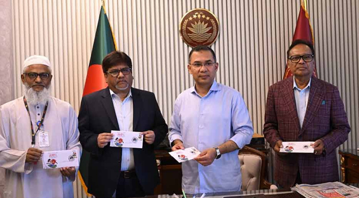 স্বাধীনতা দিবস উপলক্ষে স্মারক ডাকটিকিট উন্মোচন করলেন প্রধানমন্ত্রী