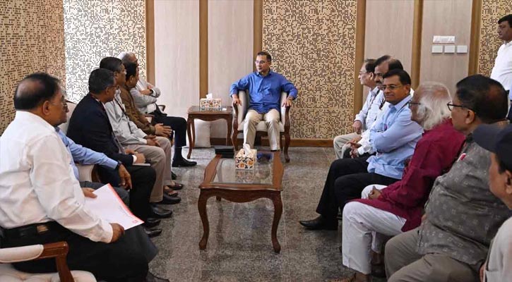 সকাল ৯টা থেকে রাত ১২টা পর্যন্ত অফিস করলেন প্রধানমন্ত্রী তারেক রহমান