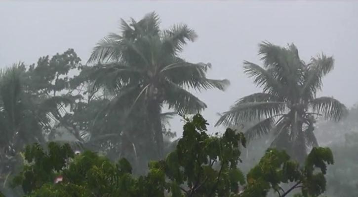 দুপুরের মধ্যে যেসব অঞ্চলে ৬০ কিমি বেগে ঝড়বৃষ্টির আভাস