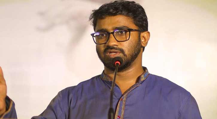 অল্পের জন্য বেঁচে গেলেন রাশেদ খান