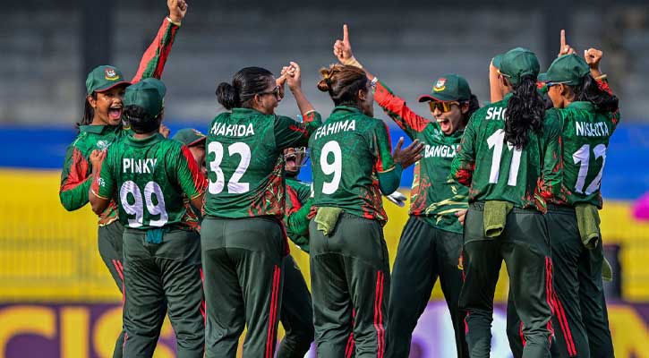 পাকিস্তানকে হারিয়ে বিশ্বকাপ শুরু বাংলাদেশের 