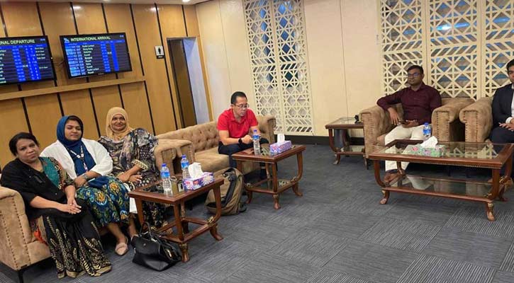 সিঙ্গাপুরের বিশেষজ্ঞ চিকিৎসক দল ঢাকায়