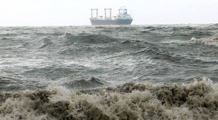 হঠাৎ সাগরে লঘুচাপ, জলোচ্ছ্বাসের শঙ্কা ১৫ জেলায়