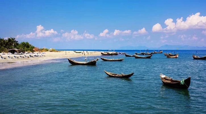 সেন্টমার্টিনে পর্যটকবাহী জাহাজ যাবে সোমবার, থাকছে রাত্রিযাপনের সুযোগ