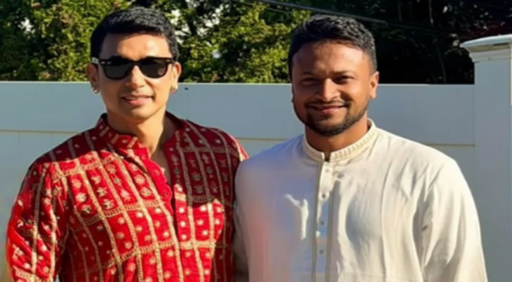 প্রবাসে সাকিব-জায়েদ খানের ঈদ উদযাপন
