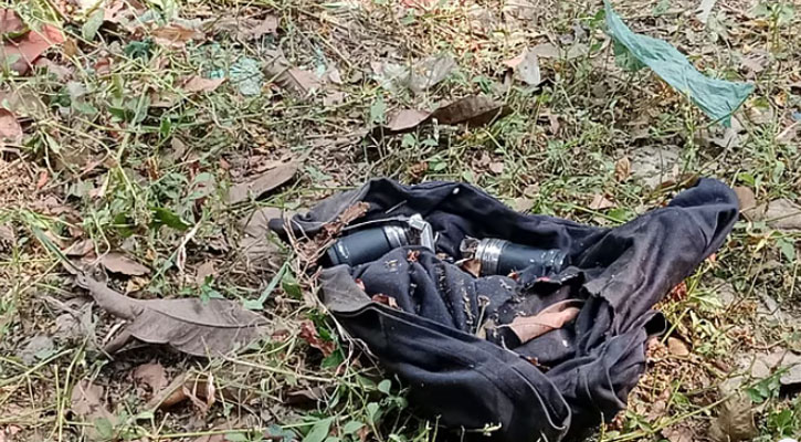 সুপ্রিম কোর্টের গেট থেকে ৬টি সাউন্ড গ্রেনেড উদ্ধার