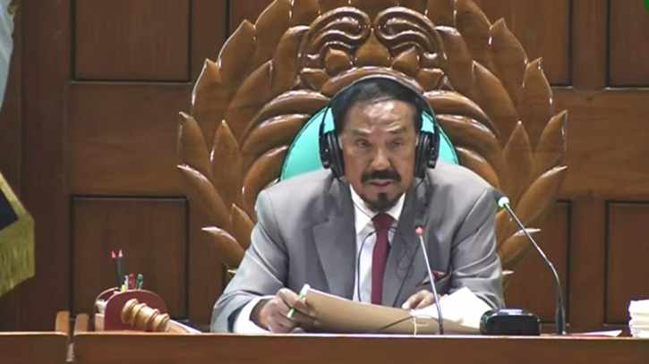 বরিশাল জিলা স্কুলের সেই সাদা শার্টের কিশোর এখন জাতীয় সংসদের স্পিকার