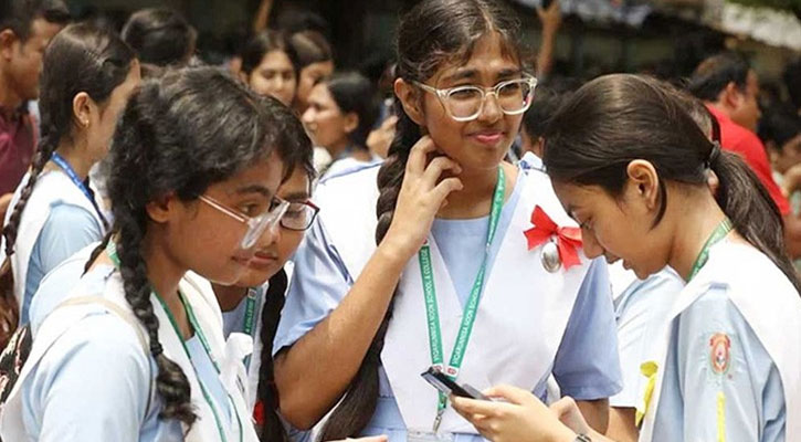 জিপিএ-৫ পেয়েও কলেজ পায়নি সাড়ে ৮ হাজার শিক্ষার্থী