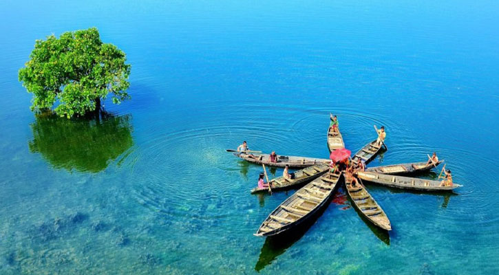 টাঙ্গুয়ার হাওরে হাউসবোটে উচ্চ শব্দে গান-বাজনা নিষিদ্ধ