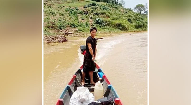 প্রধানমন্ত্রীর নির্দেশে সুখবর পেলেন নৌকা চালানো সেই প্রধান শিক্ষক
