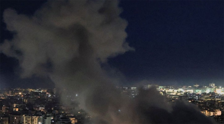 প্রচণ্ড বিস্ফোরণে কেঁপে উঠল তেল আবিব