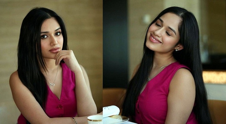 ২৩ বছর বয়সেই ২৫০ কোটির সম্পত্তির মালিক জান্নাত 