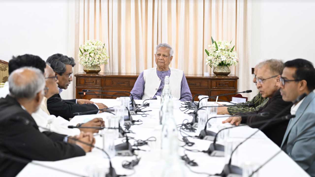 দুপুরে জুলাই সনদ বাস্তবায়নের সুপারিশ পেশ